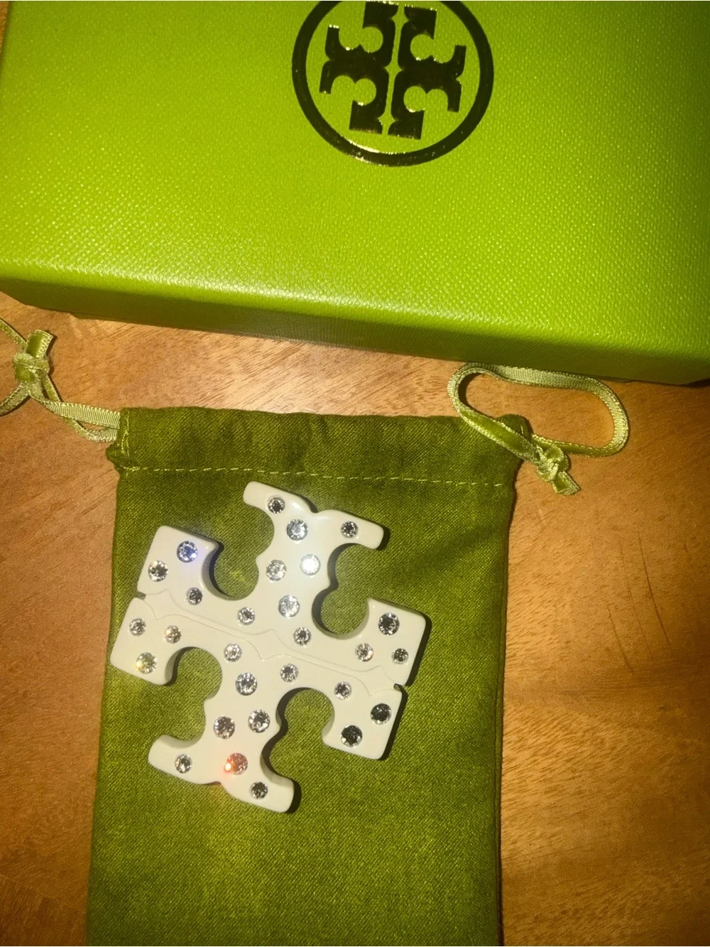 Tory Burch hair clip